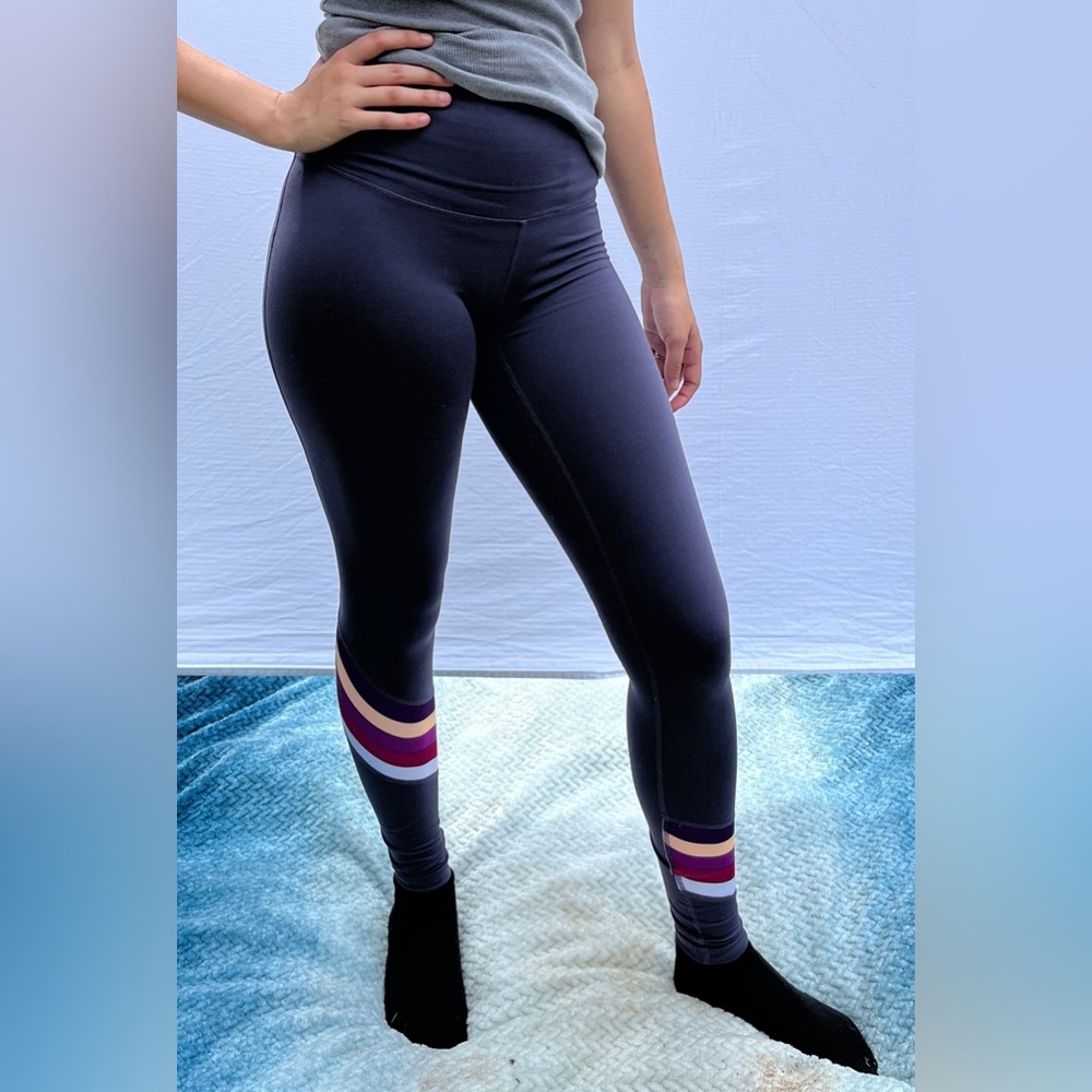 Stripped, high-waisted, ankle leggings